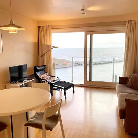In With Stunning Sea Views, Cleaning Included * Nieuwpoort
